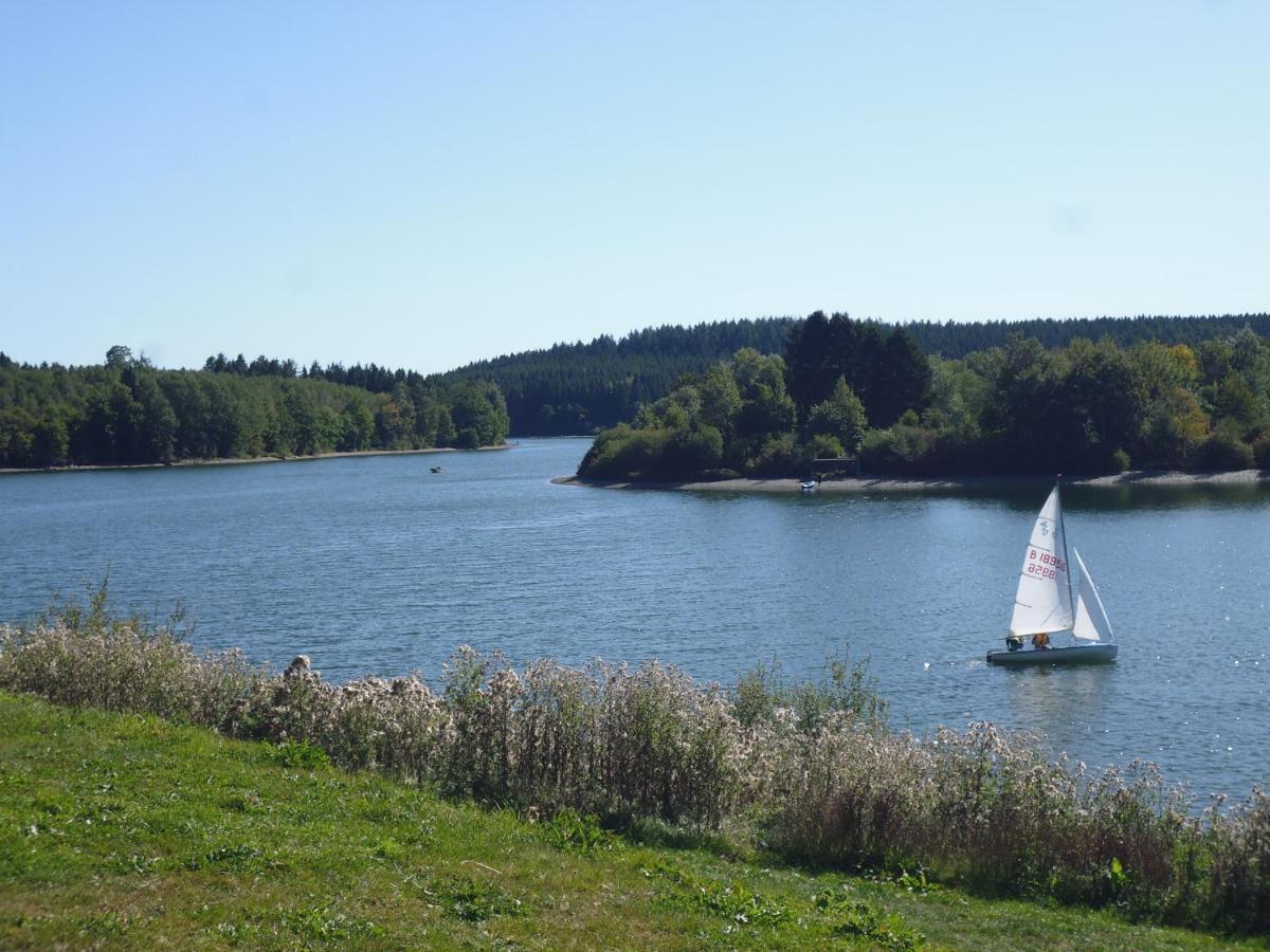 בוטגנבאך Eifel Lodge מראה חיצוני תמונה
