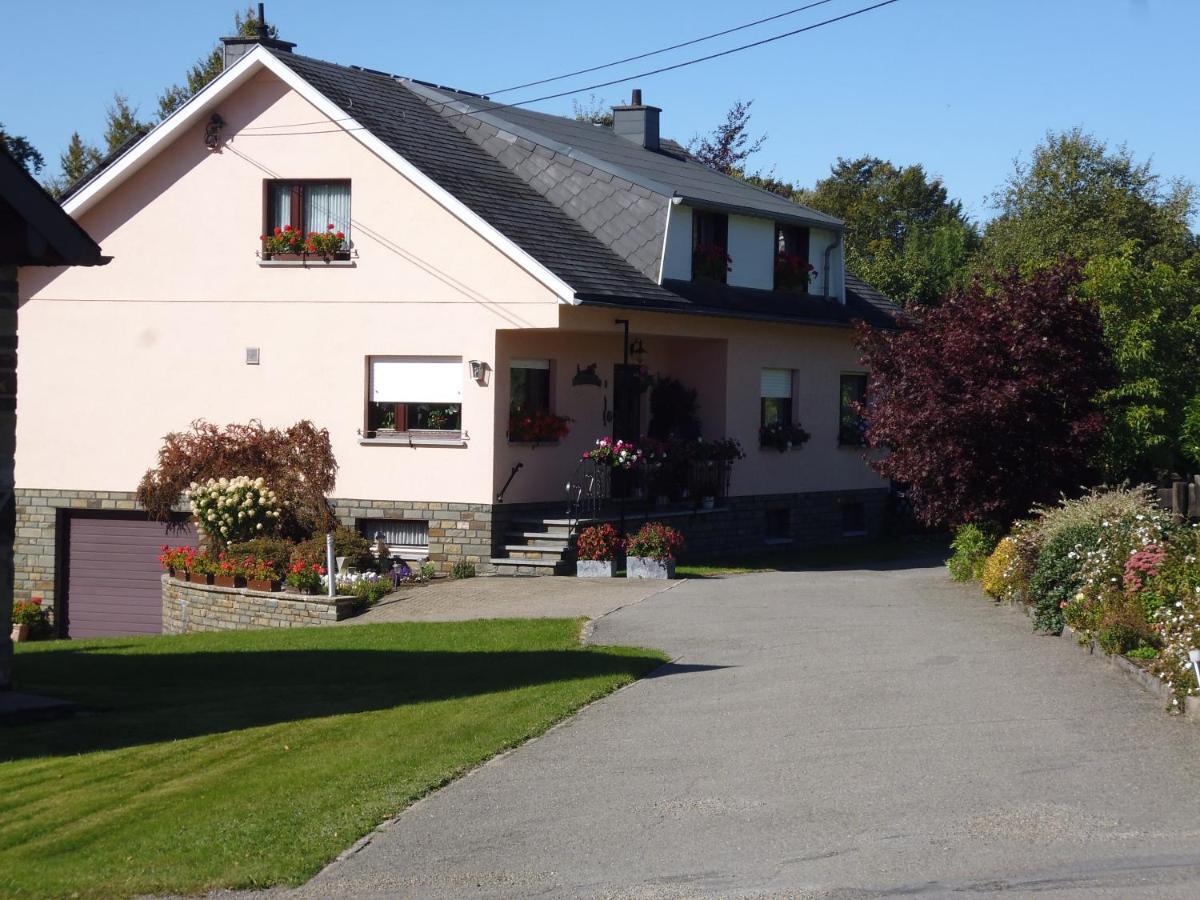 בוטגנבאך Eifel Lodge מראה חיצוני תמונה