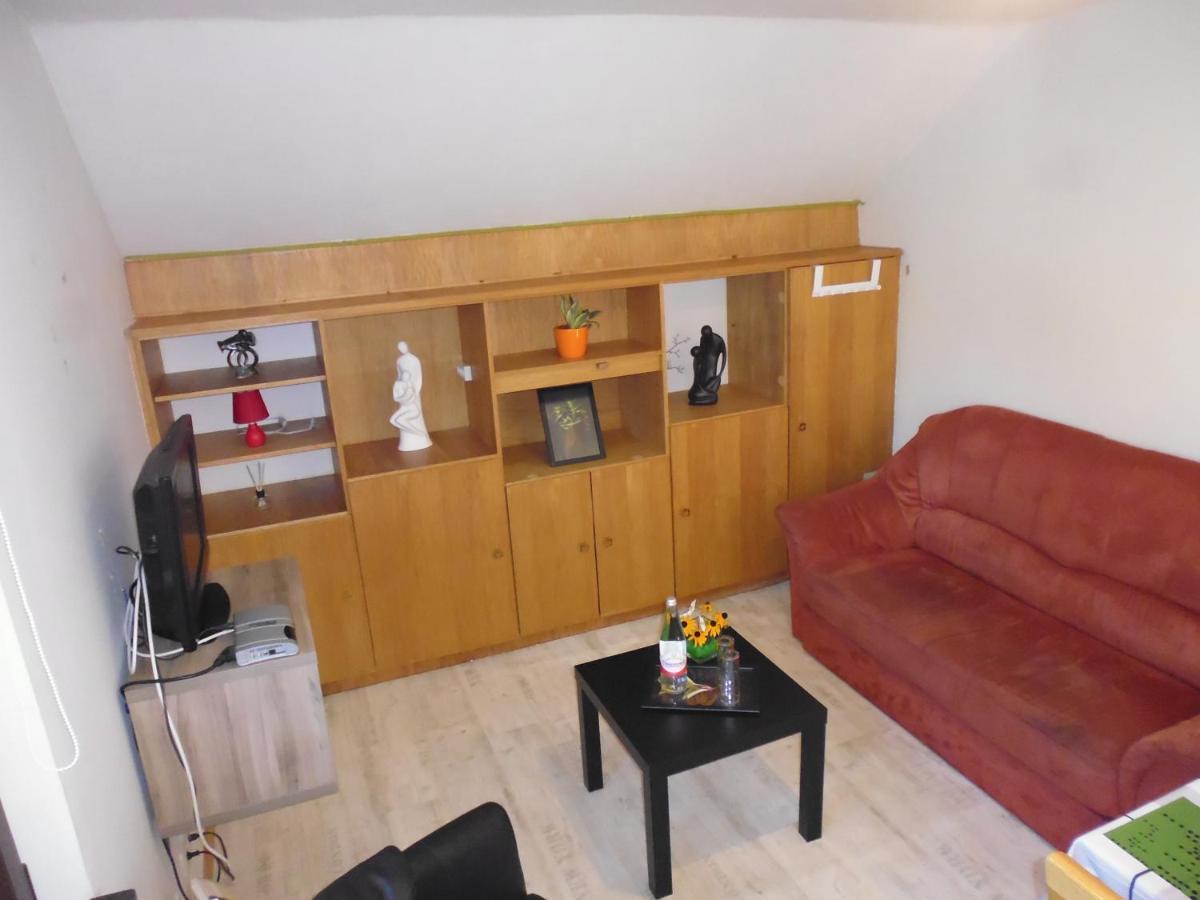 בוטגנבאך Eifel Lodge מראה חיצוני תמונה