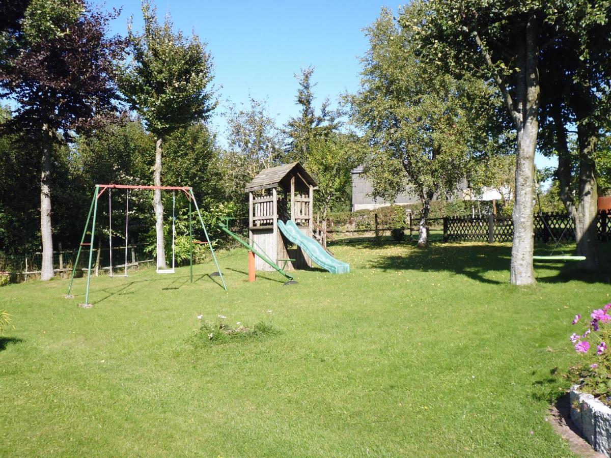 בוטגנבאך Eifel Lodge מראה חיצוני תמונה